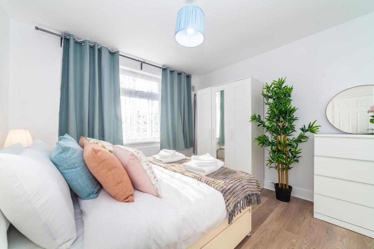 Autonomous 2 Bdr Apartment With Garden And Parking Enfield Esterno foto