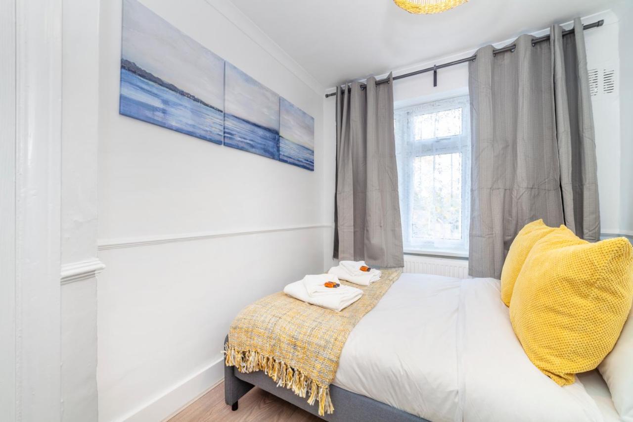 Autonomous 2 Bdr Apartment With Garden And Parking Enfield Esterno foto
